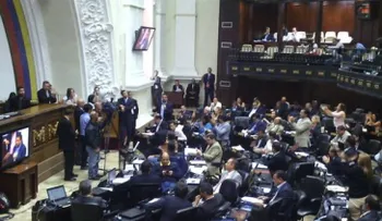 Diferida segunda discusión del Proyecto de Ley Orgánica de Referendos