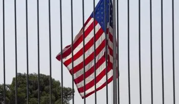 Rifan visas para vivir y trabajar en los Estados Unidos