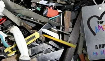 Policía celebra campaña de desarme en Bogotá 