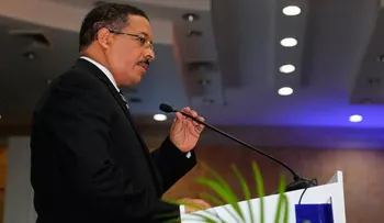 Roberto Rosario asume presidencia de la A-web