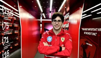 Test privado de Haas en Portimão pone en duda la continuidad de Esteban Ocon para 2027