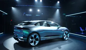 Jaguar presenta el auto más rápido de su historia