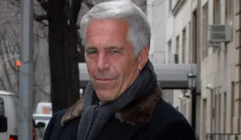 El magnate Epstein, encontrado herido y semi inconsciente en su celda