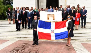 Banco Central depositará ofrenda floral en el Altar de la Patria