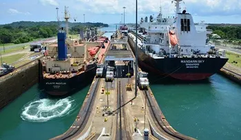 Entran en vigor los nuevos peajes del Canal de Panamá validos para ampliación