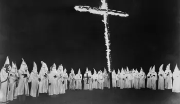 Cinco datos que no conocías sobre el Ku Klux Klan