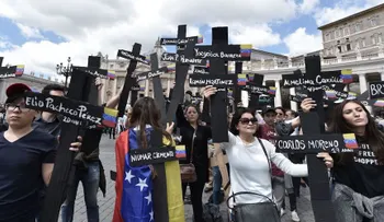 La oposición venezolana rechaza llamado del gobierno para discusión de Constituyente