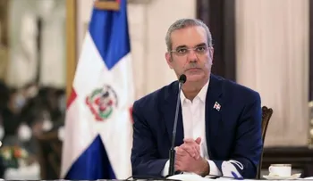 Luis Abinader muy pendiente al huracán Elsa, instruye hacer todo lo posible para salvar vidas