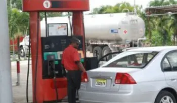 Precios de combustibles se mantendrán invariables