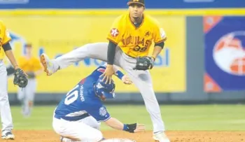 Estrellas ganan y se quedan solas en el primer lugar; Águilas derrotan a Tigres