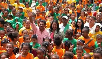 Ayuntamiento Los Alcarrizos clausura campamento infantil