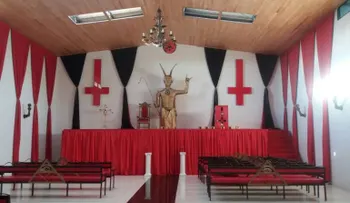En Colombia construyen una iglesia de adoración al diablo