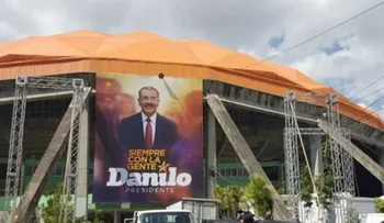 Ultiman detalles en Palacio de los Deportes para proclamación de Danilo Medina  