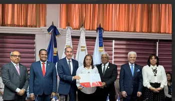 MESCyT y UASD otorgan becas para maestrías a Bienes Nacionales