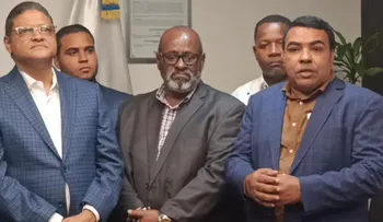 G12 presenta a director del INTRANT propuestas para modernizar el transporte dominicano