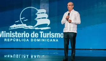 Gobierno informa que en agosto el país alcanzó la cifra récord de 621,953 turistas