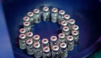 BioNTech y Pfizer acuerdan fabricar dosis de su vacuna en Sudáfrica
