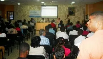 Presupuesto 2014: Baja inversión social  y alto endeudamiento