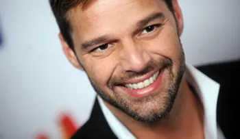 Ricky Martin vuelve a P.Rico con 7 toneladas de alimentos tras huracán María