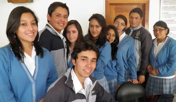 Estudio sobre obesidad recomienda que alumnos estén parados en clase