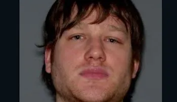 Arrestan a un hombre que apuñaló a una persona y le prendió fuego otra en Nueva York