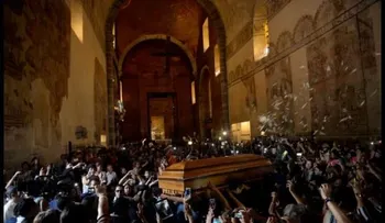 Miles acuden a misa en Cuernavaca en honor a Joan Sebastian 