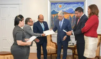 Ejecutivo deposita ante Senado proyecto de Ley para regular uso obligatorio de factura electrónica 