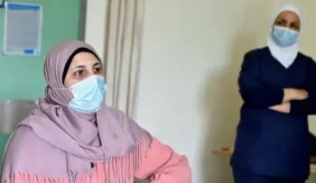 La doble lucha de los enfermos de cáncer en tiempos de escasez en el Líbano; un cargamento que nunca llega