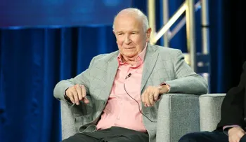 Muere de coronavirus famoso dramaturgo Terrence McNally