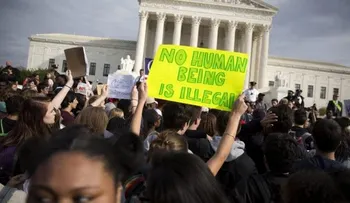 Estudiantes urgen a universidades de EE.UU a proteger de Trump a indocumentados