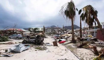 El peligroso huracán Irma se dirige a Bahamas y Cuba, dejando devastación a su paso