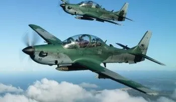 Domínguez Brito rehúsa hablar del caso Súper Tucano