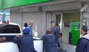 Roban cajero del banco BHD-Leon en Tamboril