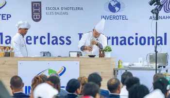 Chefs de Baleares destacan hospitalidad en conferencia del INFOTEP
