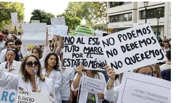 Sindicatos convocan huelga indefinida en enero