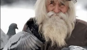Ves este vagabundo, pues nunca olvidarás lo que hace 