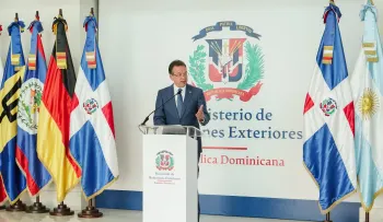 Ito Bisonó presenta a diplomáticos las líneas de su gestión en la Cancillería