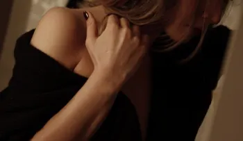 La cuchara que rebota, posición ideal para intensificar tus orgasmos