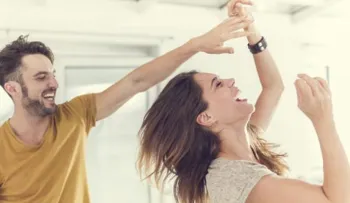 Las parejas más felices se permiten romper estas 7 reglas de vez en cuando
