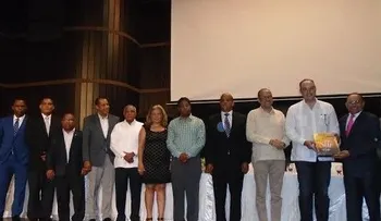 Carlos Julio Feliz pone en circulación: â??EL SURâ? más de un millón de palabras