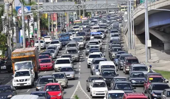 El 87 % de la población llega tarde por tapones (VIDEO)