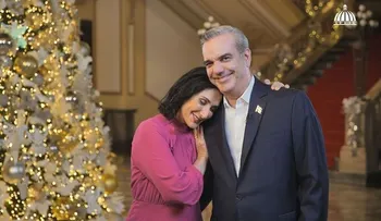 Presidente Abinader y Raquel Arbaje exhortan a la población a trabajar unidos para lograr una mejor y próspera República Dominicana 