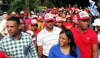 Candidata a diputada PRSC-PRM Fanny Abad recibe apoyo del PUN