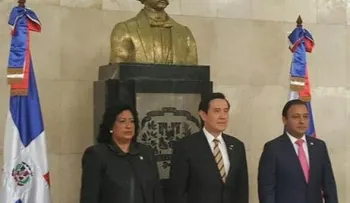 Presidente de Taiwán dice cooperación económica con la RD seguirá ampliándose; recibe un reconocimiento en el Congreso 