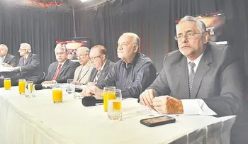 Estrellas escogen a Rogers de primero