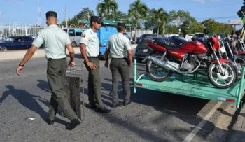 Amet fiscalizó 210 conductores 
