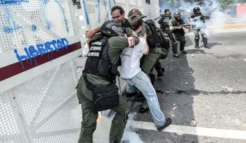Hijo del defensor del pueblo Tarek William Saab condena la "represión" en Venezuela