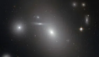 El telescopio Hubble detecta uno de los mayores agujeros negros jamás conocido