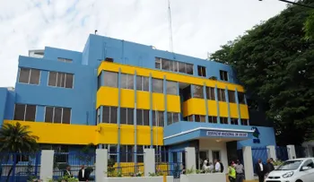 Servicio Nacional de Salud incorpora 300 médicos pasantes a los hospitales a nivel nacional