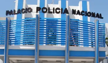 Joven dominicana acusa a albanés de acoso sexual y agresión